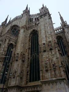 milano katedrali ana giriş