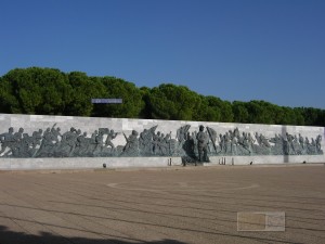 Çanakkale Şehitler Abidesi kuzey rolyefi